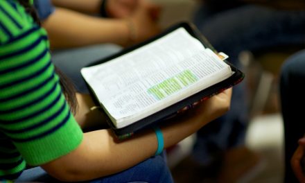 Les Mormons Reconnaissent-ils la Bible comme un ouvrage d’Ecritures Saintes?