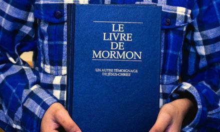 S’il vous plait… Avant de jeter le livre de mormon par la fenêtre !