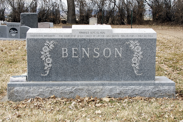 tombe Ezra Taft Benson