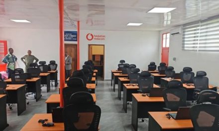 L’Église SDJ rénove une école catholique en RDC